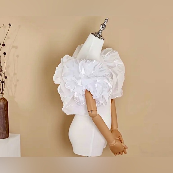 BNIP One Pair Add on Shiny Organza Puff Sleeves -Hook and loop to secure - Picture 7 of 8